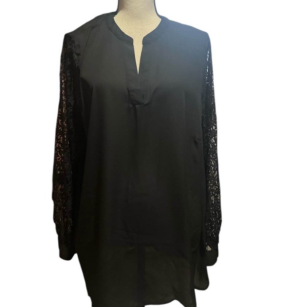 T Tahari Black Lace Tunic Blouse V Neck Long Sleeve 2X - Picture 4 of 10
